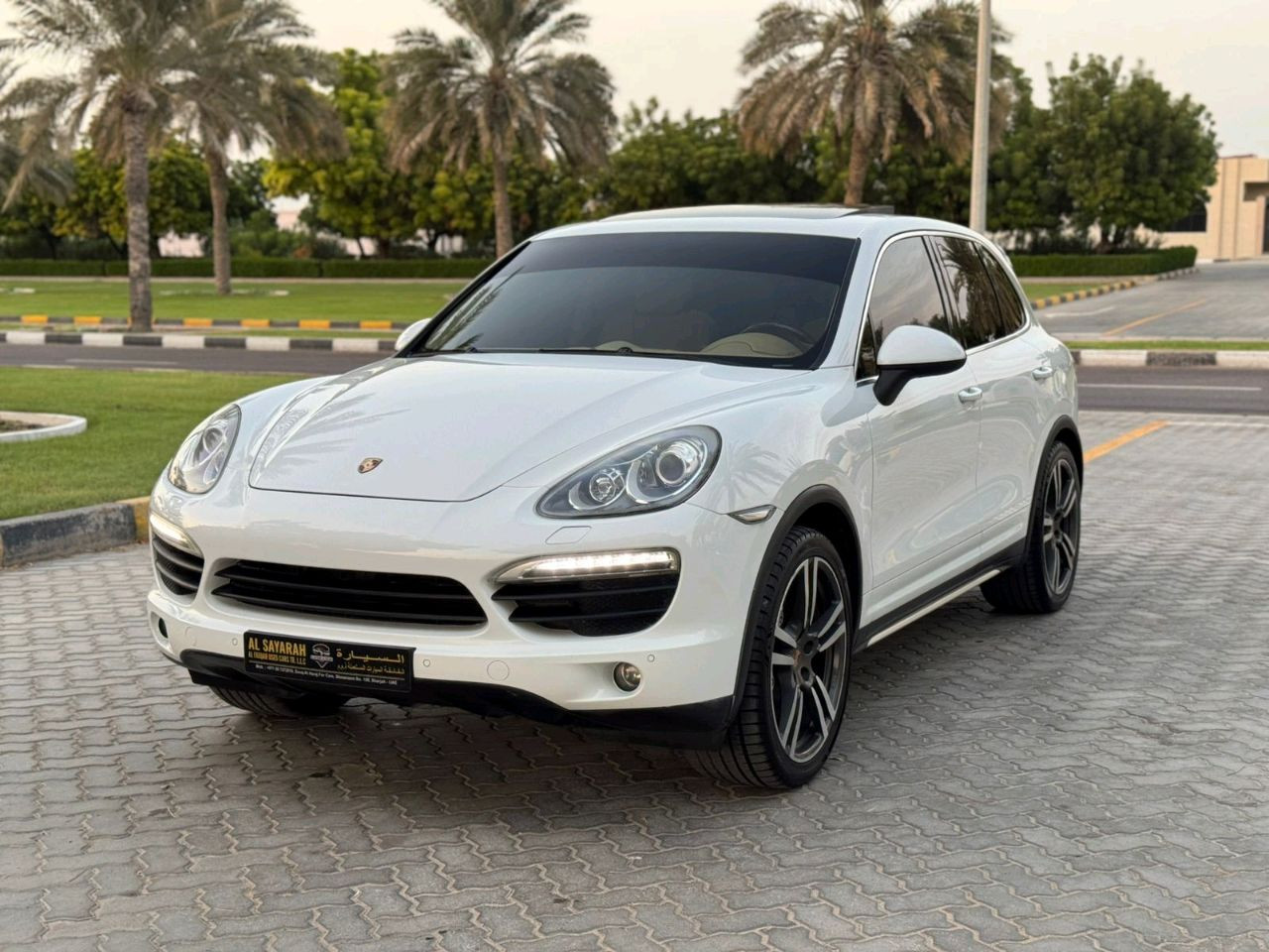 Porsche Cayenne - Image 7
