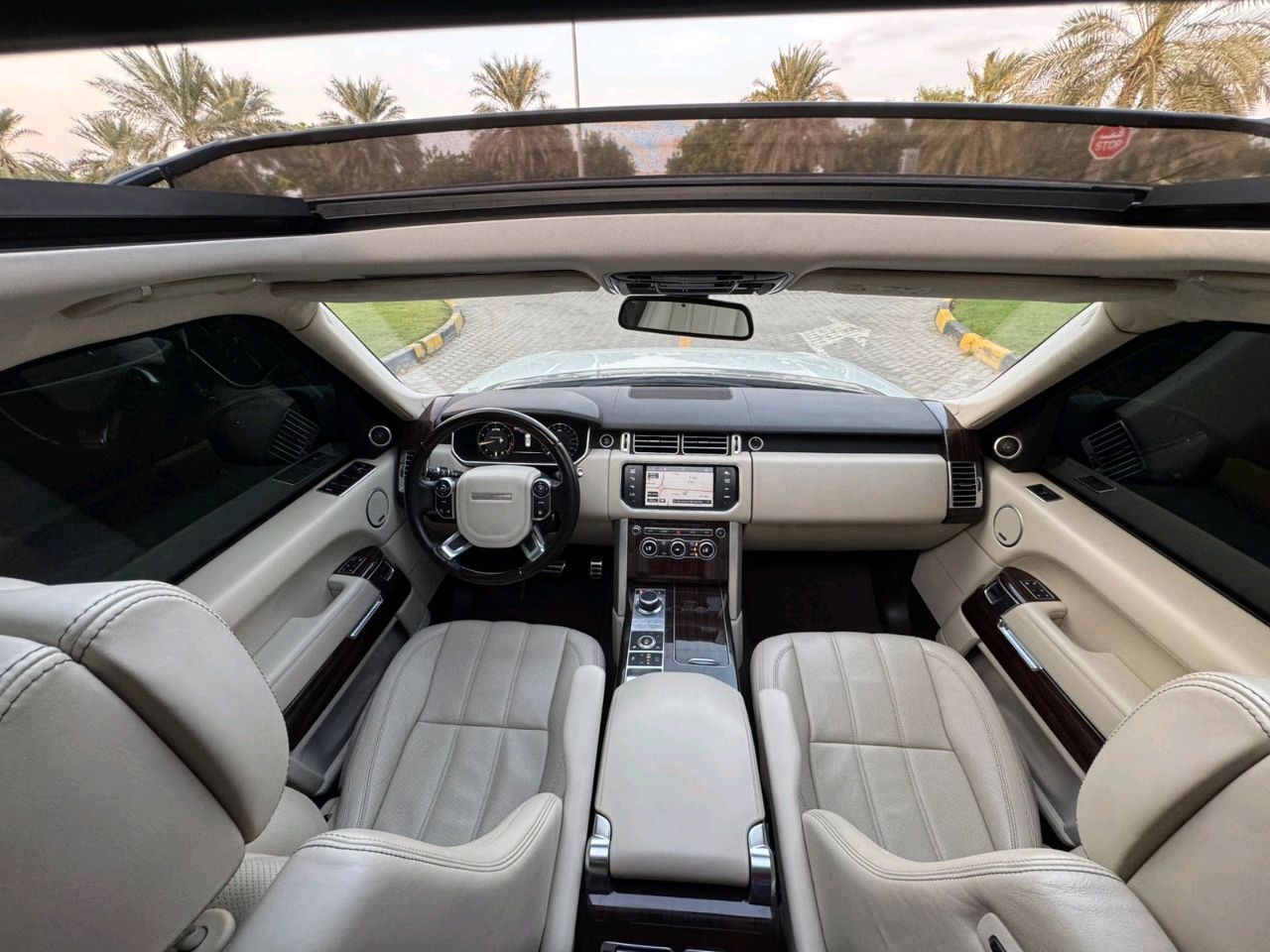 Range Rover Vogue - Image 9