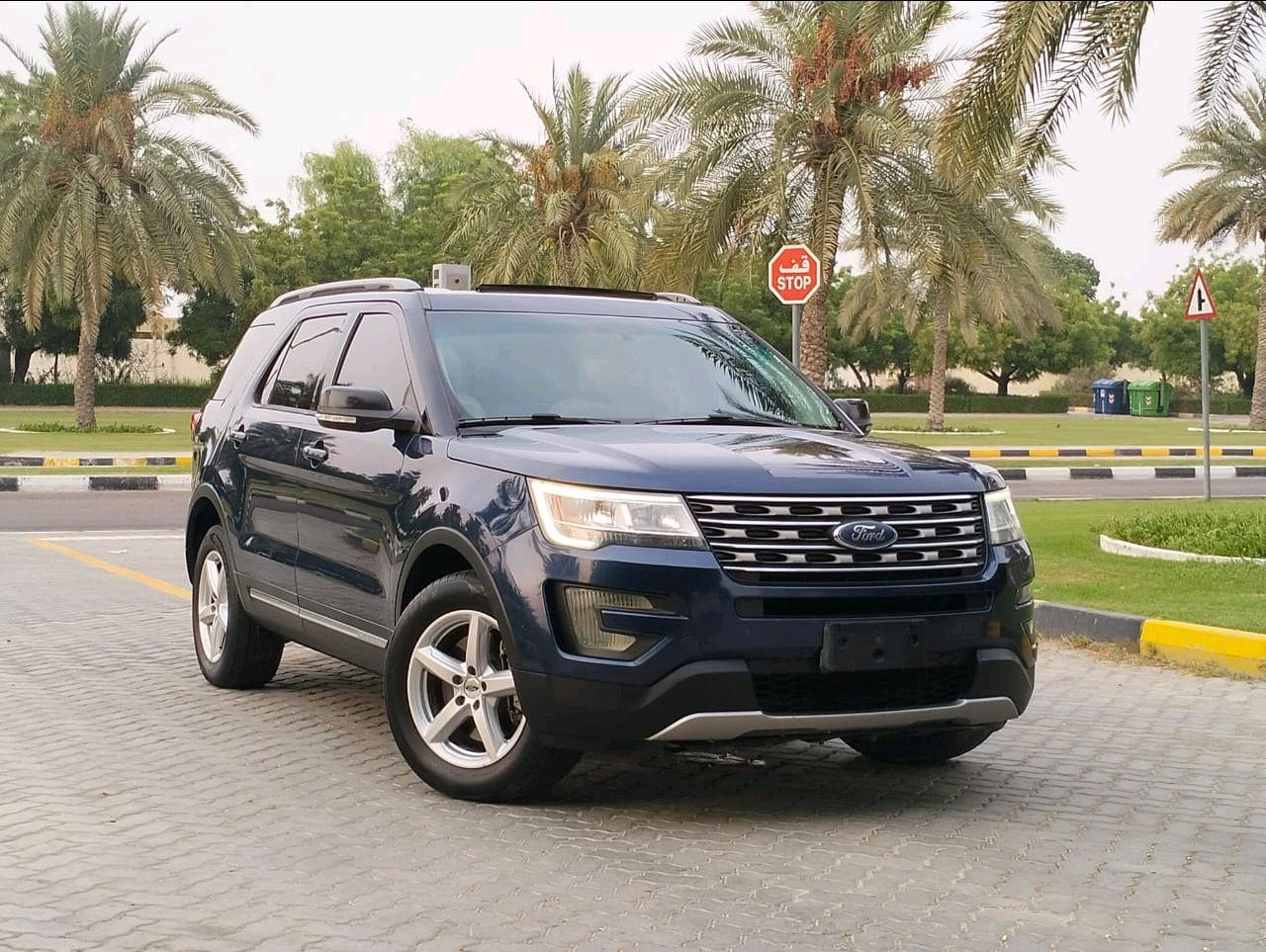 Ford Explorer - Image 7