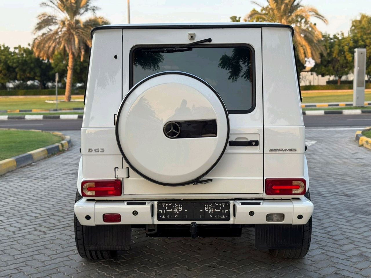 Mercedes Benz G-Class - Image 11