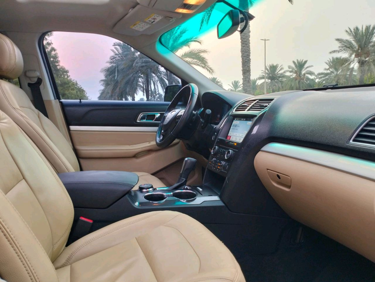 Ford Explorer - Image 4