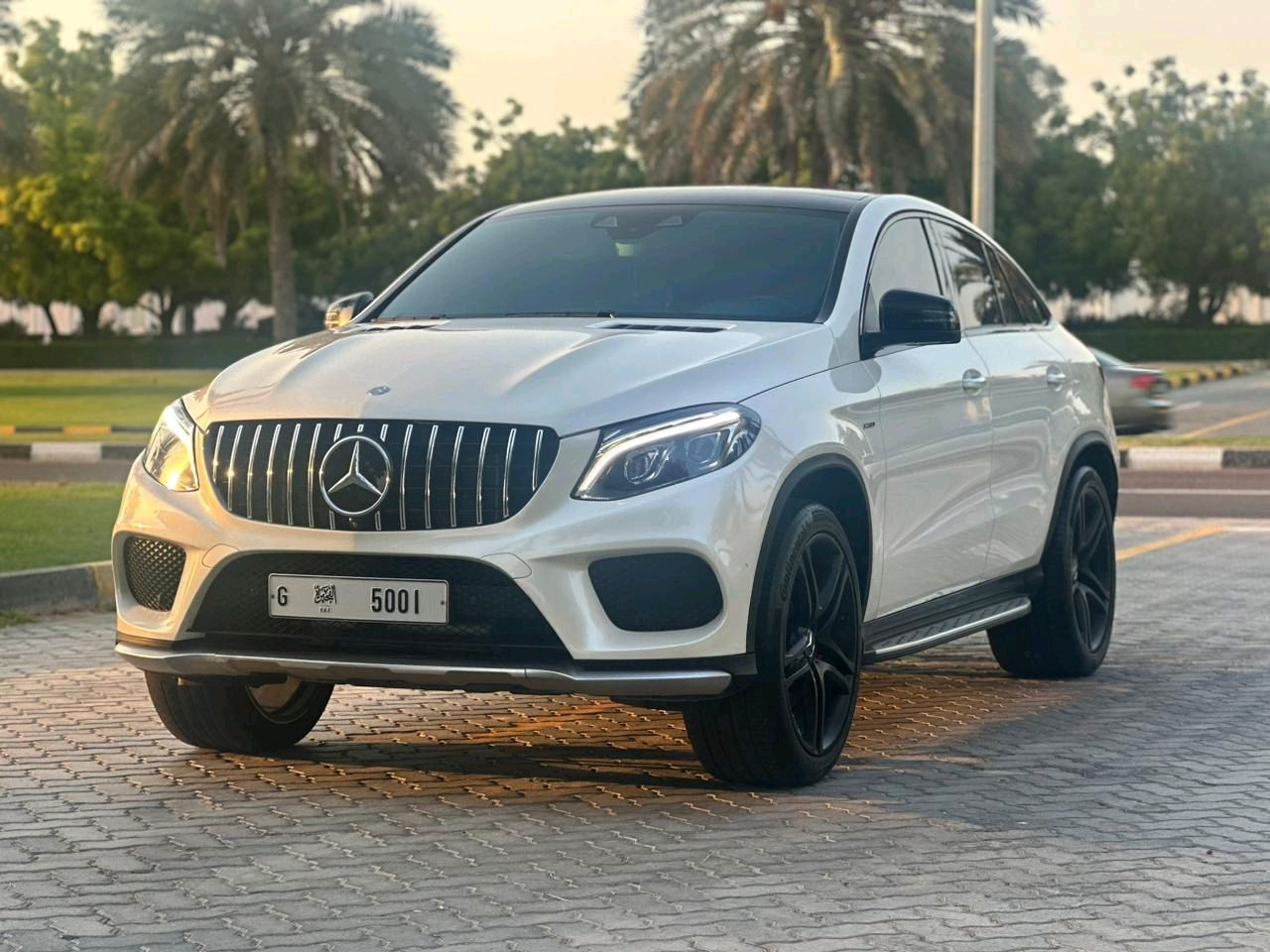 Mercedes Benz GLE SUV - Image 5