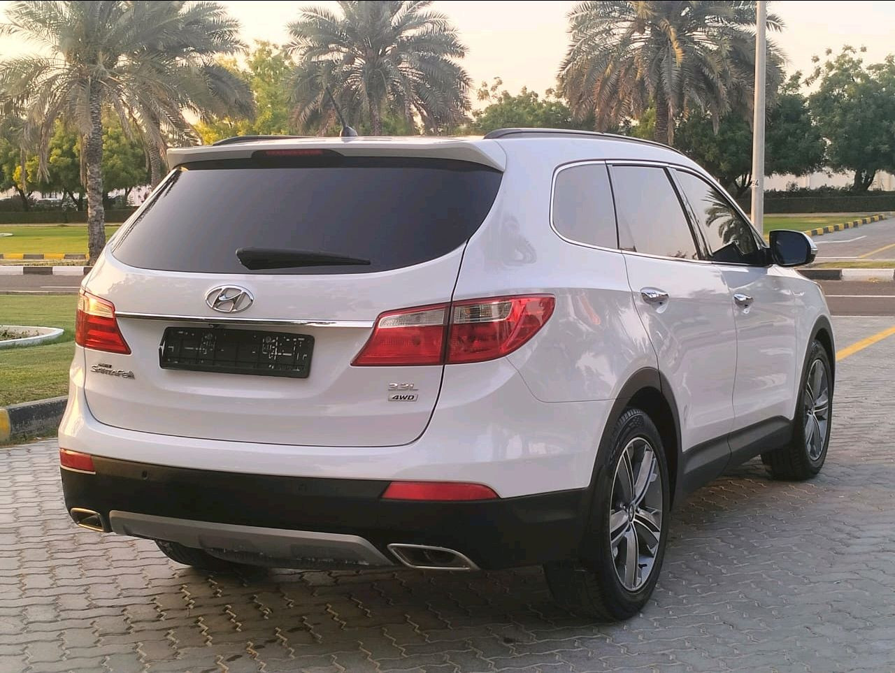 Hyundai Santa Fe - Image 6