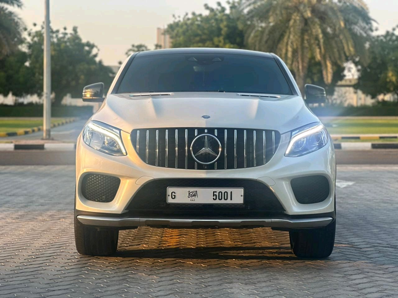 Mercedes Benz GLE SUV - Image 12