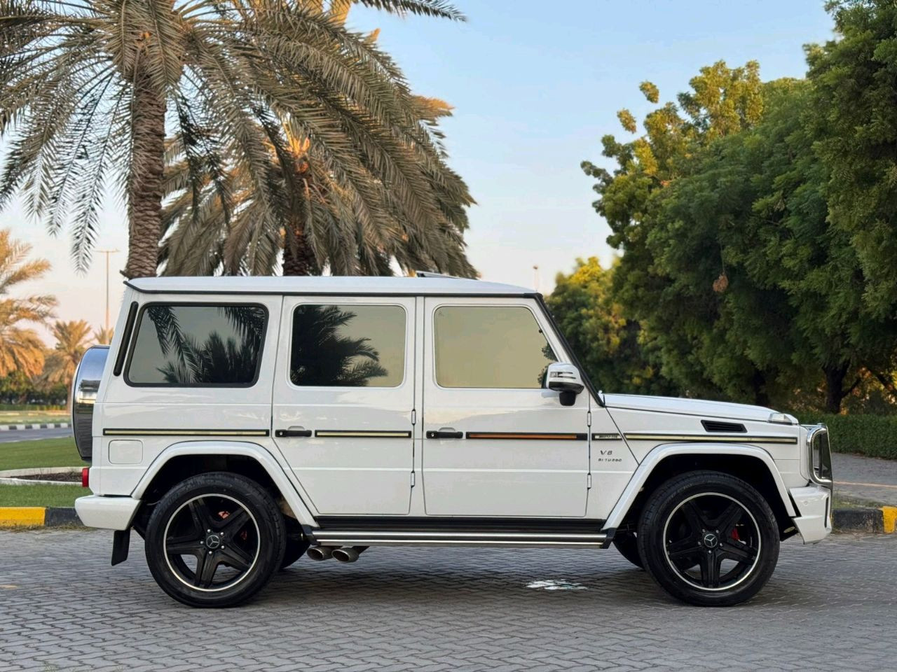 Mercedes Benz G-Class - Image 16