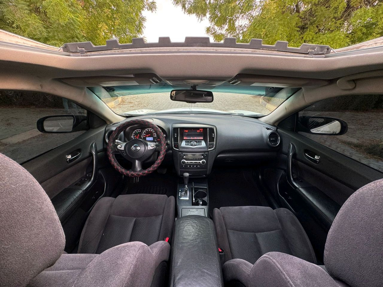 Nissan Maxima - Image 12