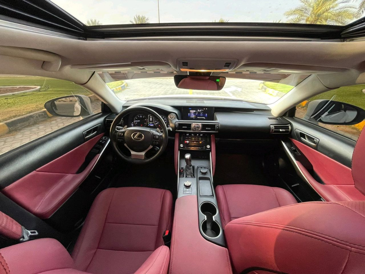 Lexus IS-Series - Image 15