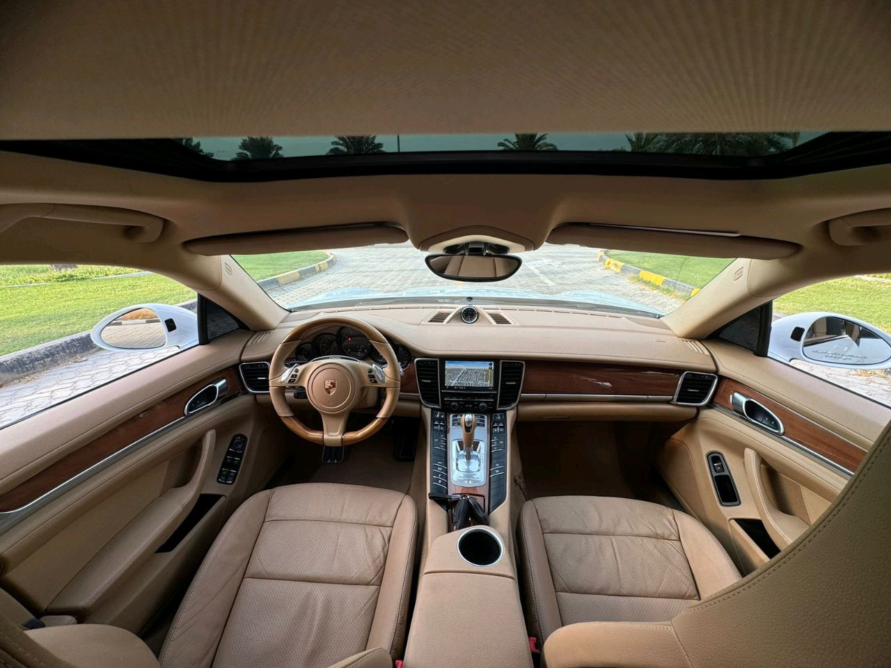 Porsche Panamera - Image 7
