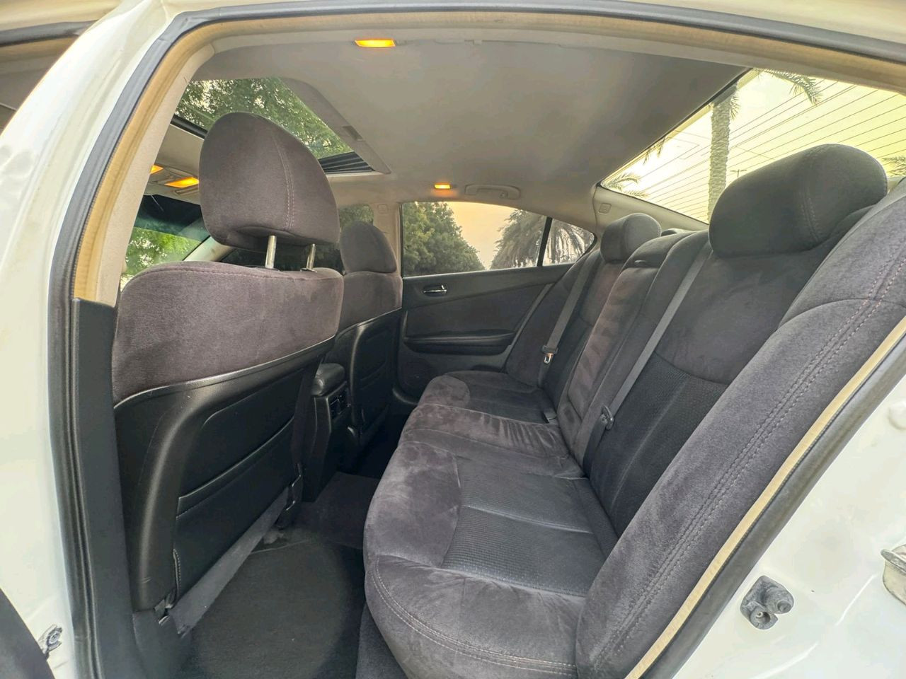 Nissan Maxima - Image 3