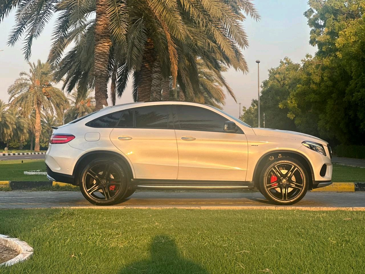 Mercedes Benz GLE SUV - Image 6