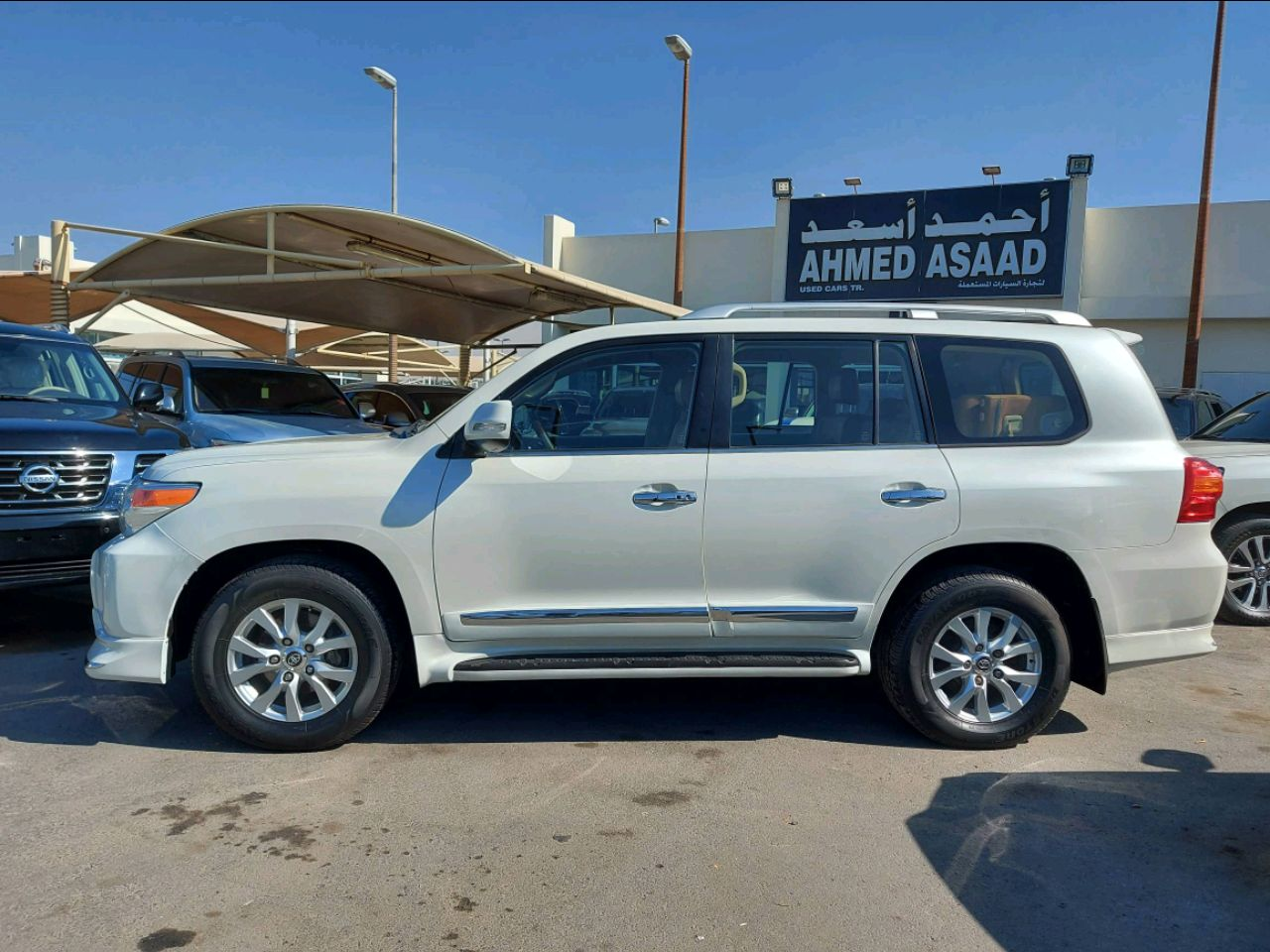 Toyota Land Cruiser - Image 3