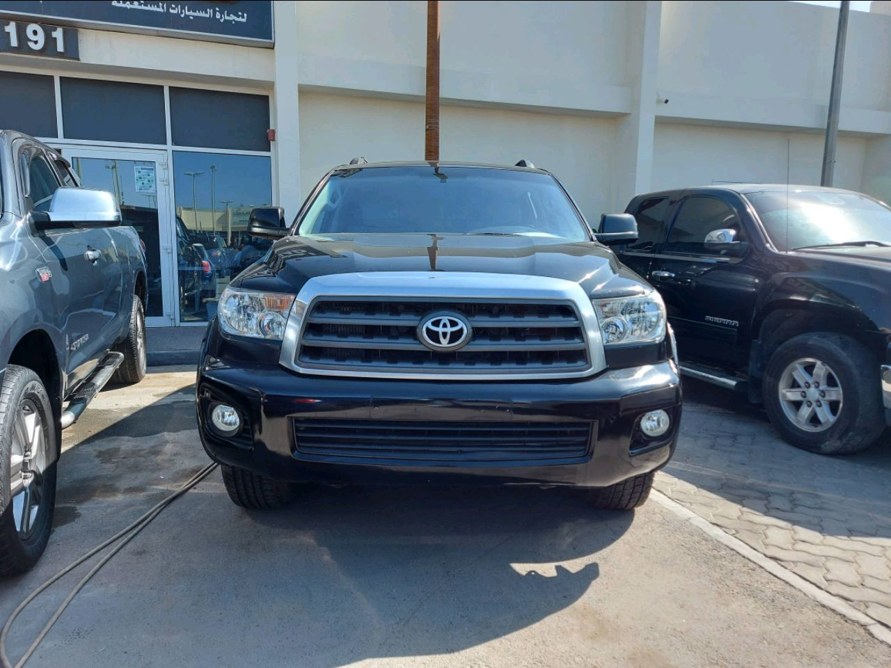 Toyota Sequoia - Image 3