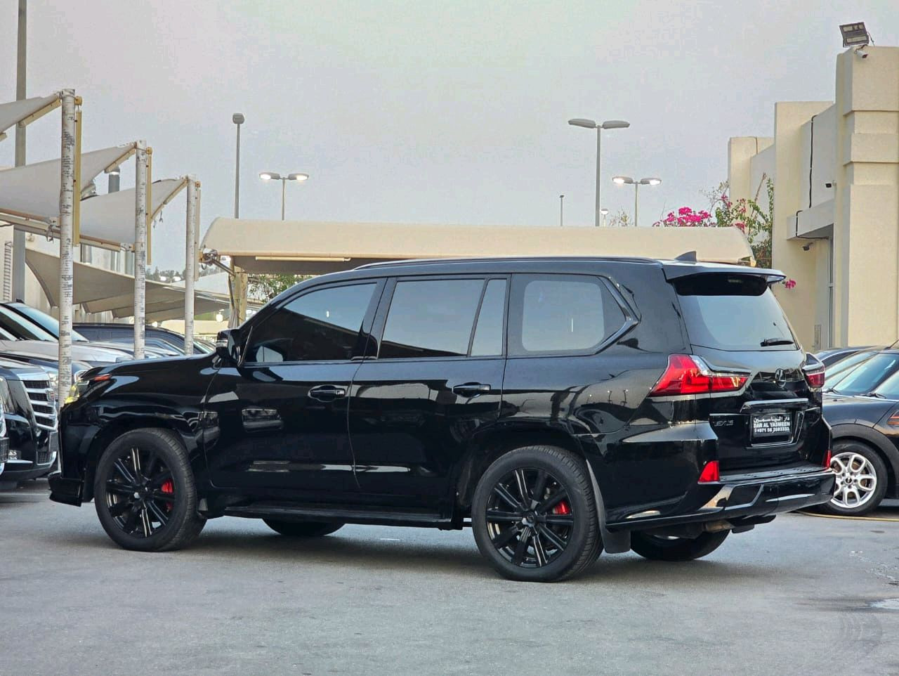 Lexus LX-Series - Image 7