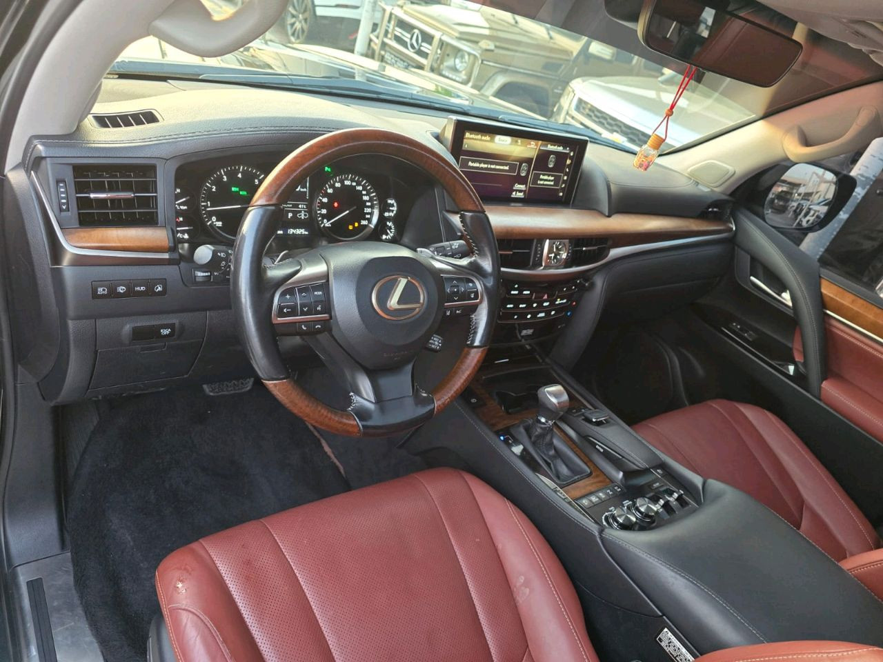 Lexus LX-Series - Image 4