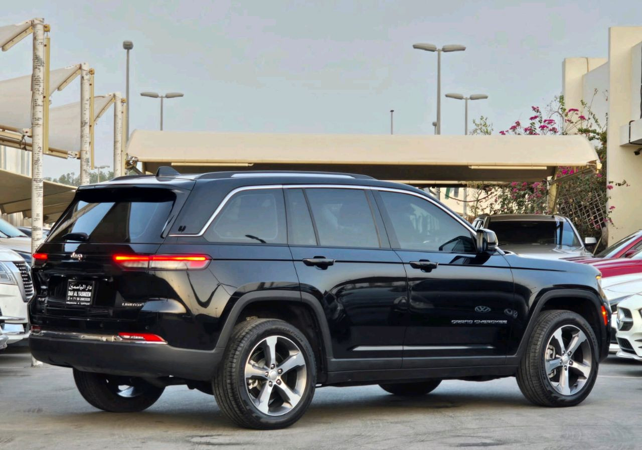 Jeep Grand Cherokee - Image 5