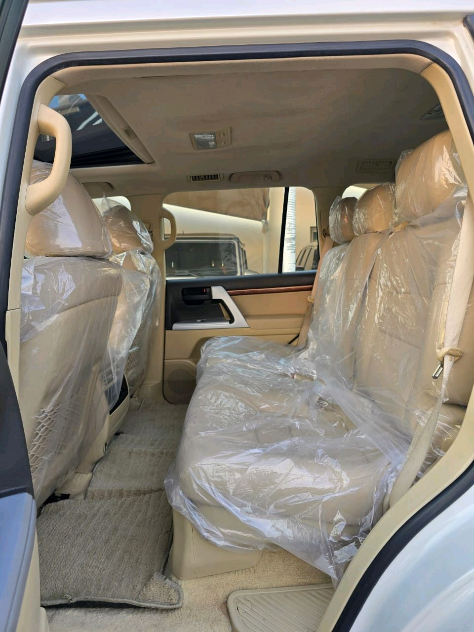 Toyota Land Cruiser - Image 12