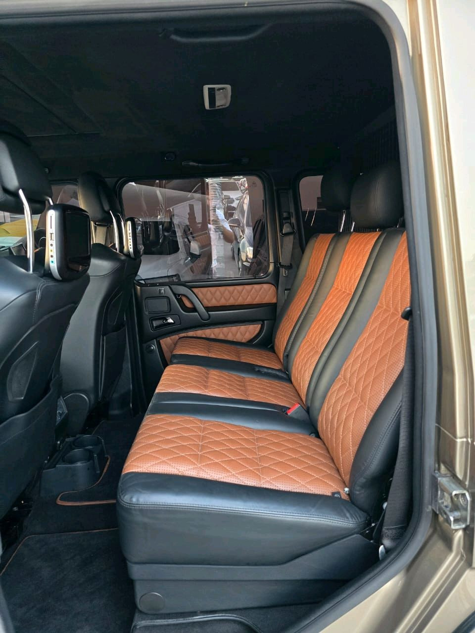 Mercedes Benz G-Class - Image 11