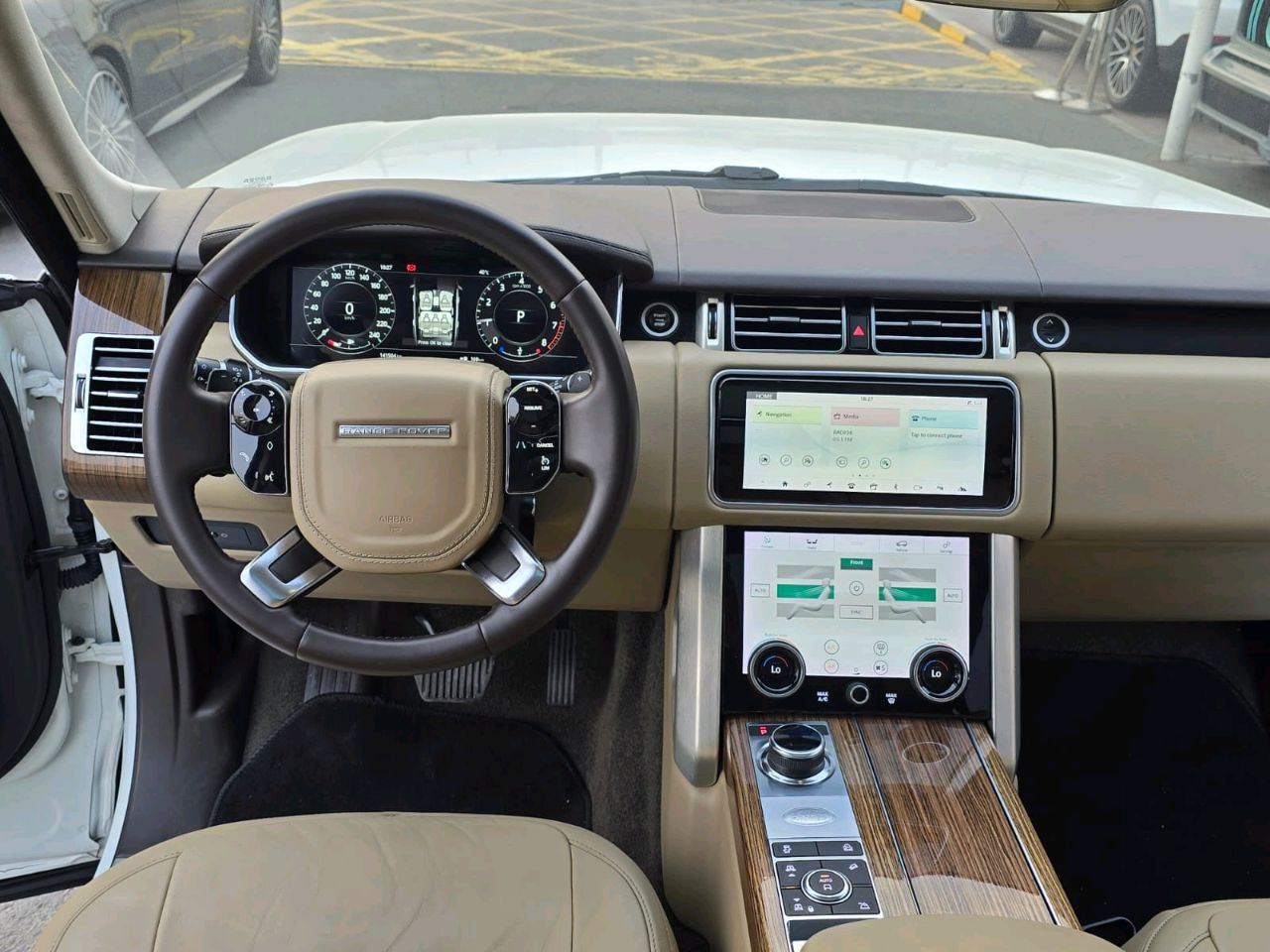 Range Rover Vogue - Image 10