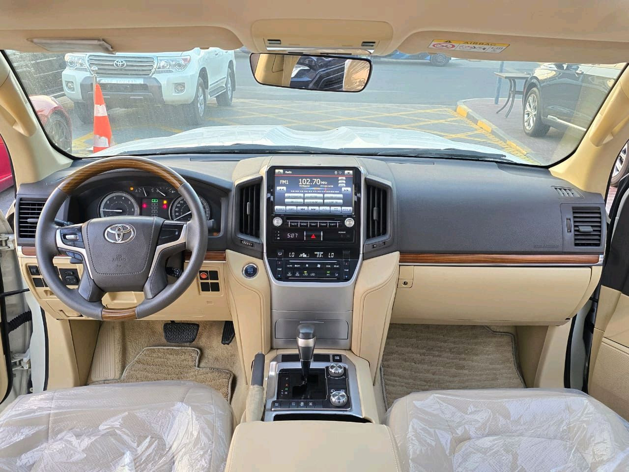 Toyota Land Cruiser - Image 5