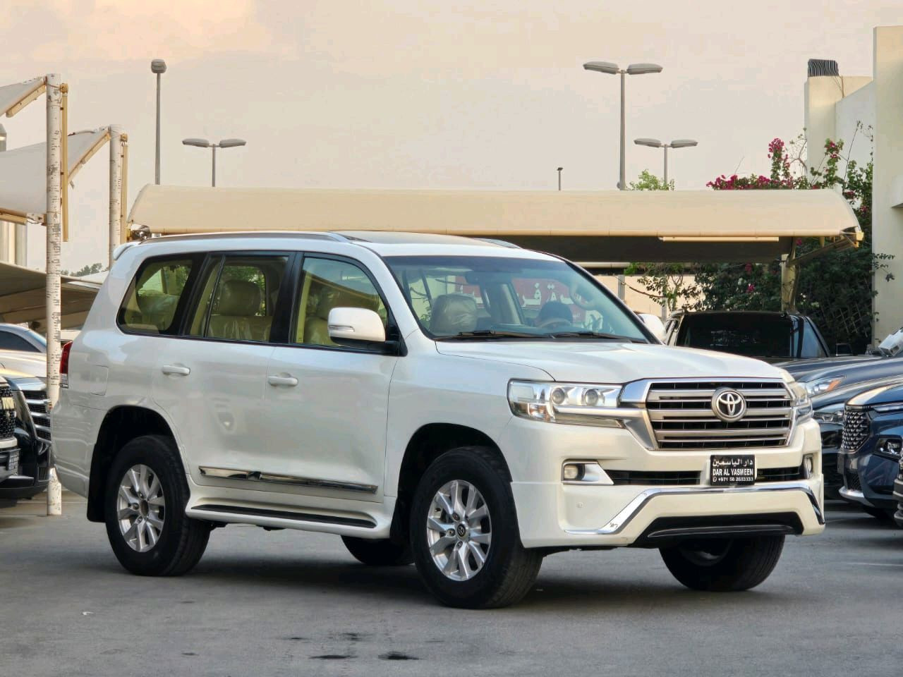 Toyota Land Cruiser - Image 6