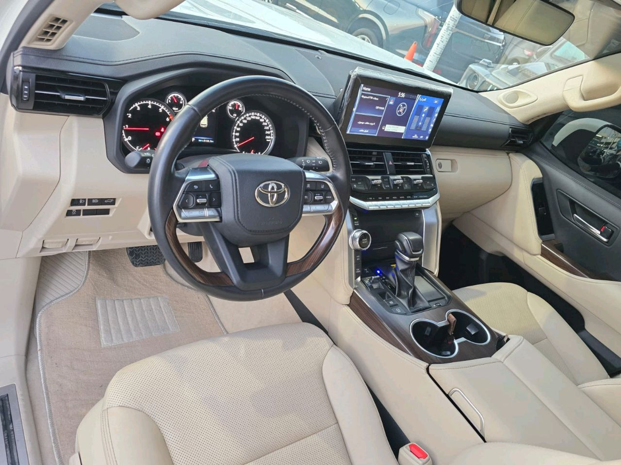 Toyota Land Cruiser - Image 12