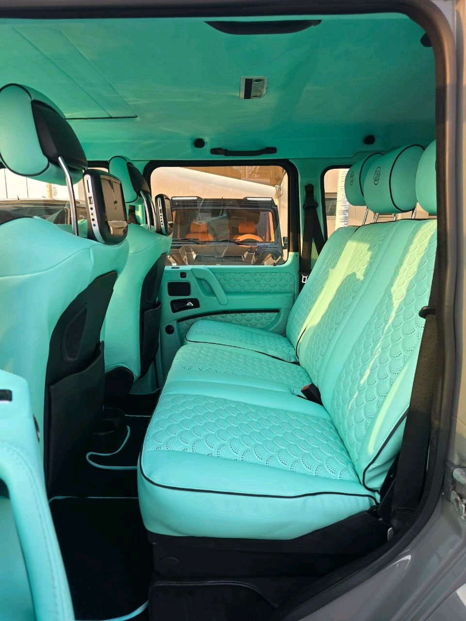 Mercedes Benz G-Class - Image 12