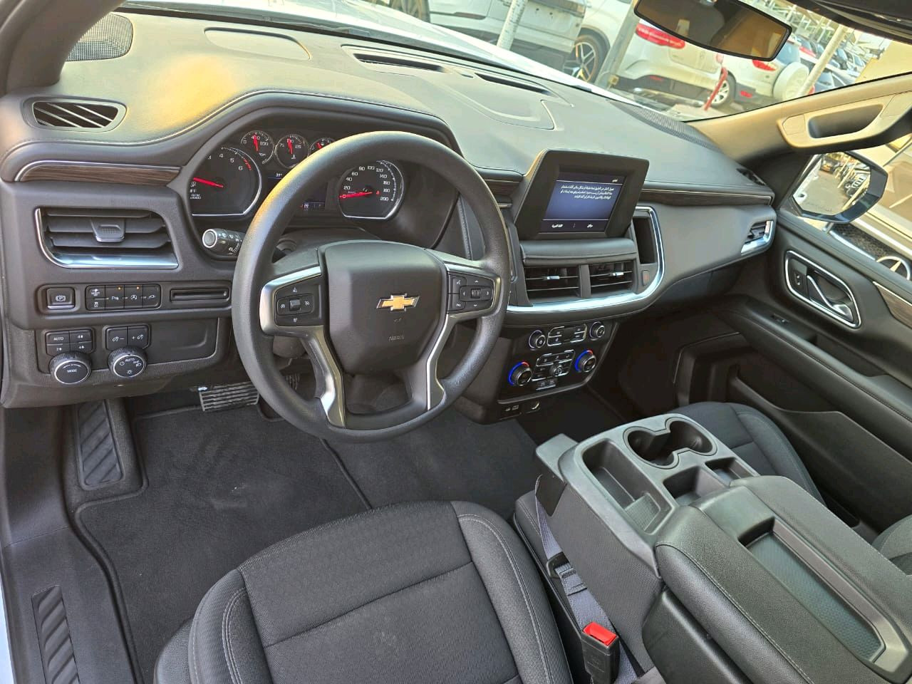 Chevrolet Tahoe - Image 10