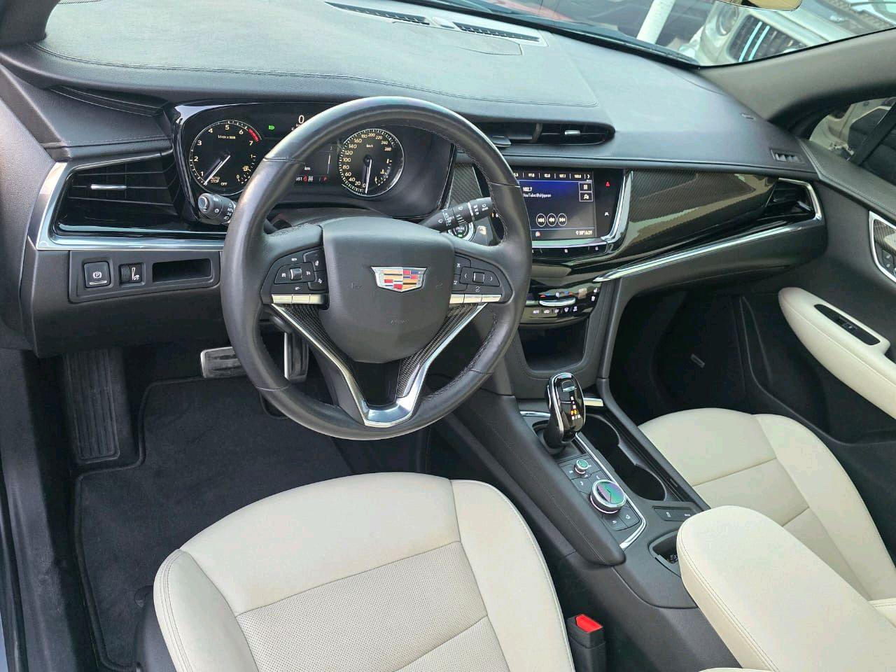 Cadillac XT 6 - Image 5