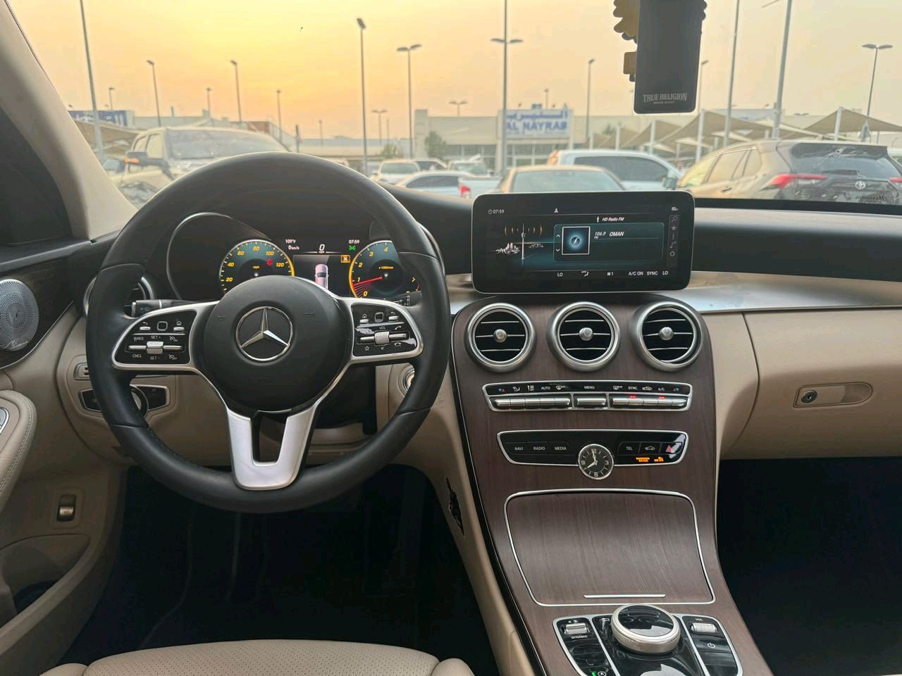 Mercedes Benz C-Class - Image 11
