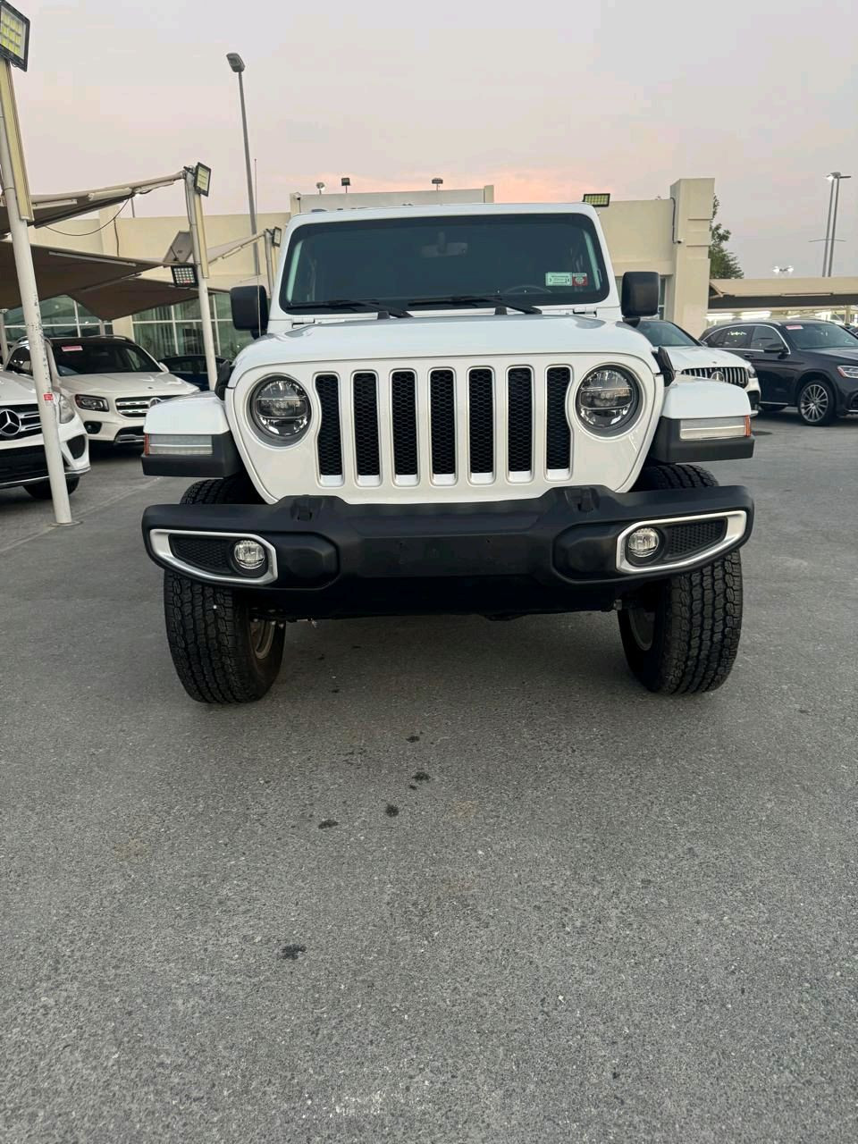 Jeep Wrangler - Image 8