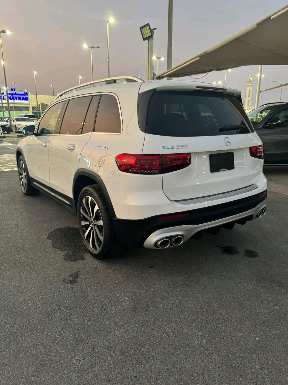 Mercedes Benz GLB - Image 12