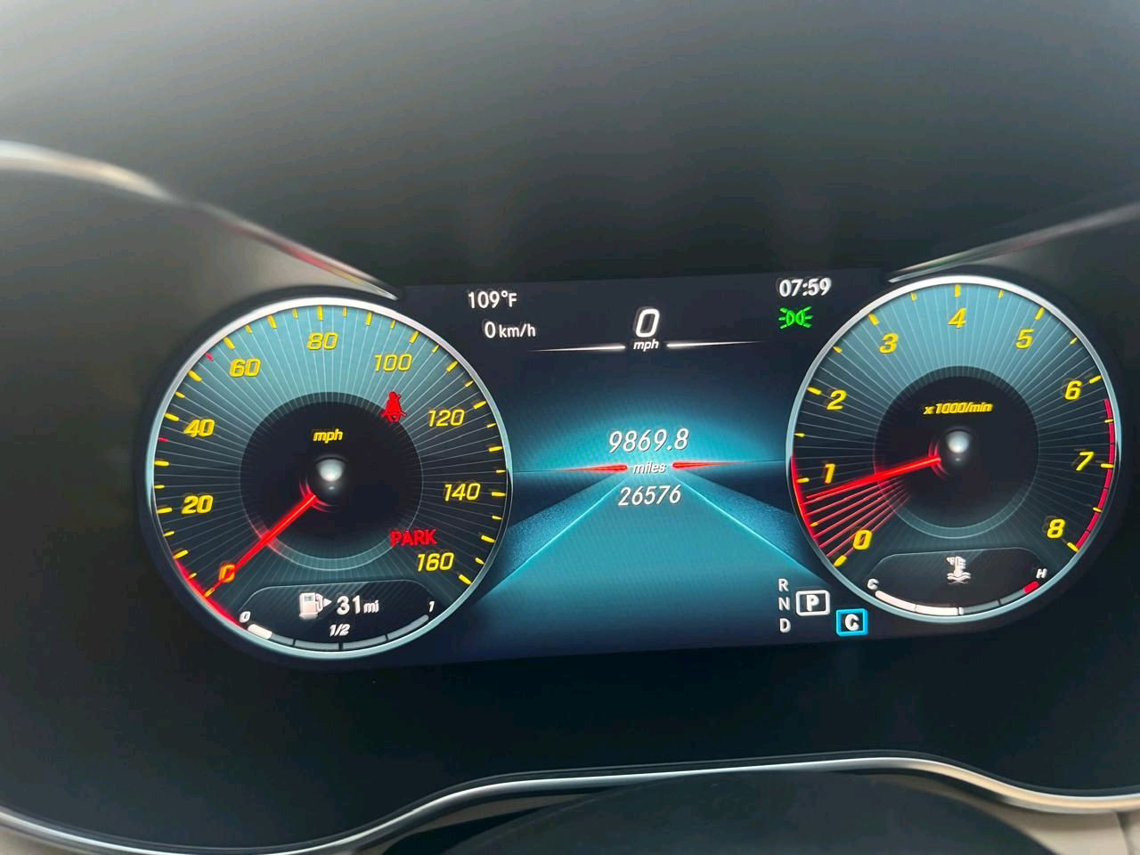 Mercedes Benz C-Class - Image 10