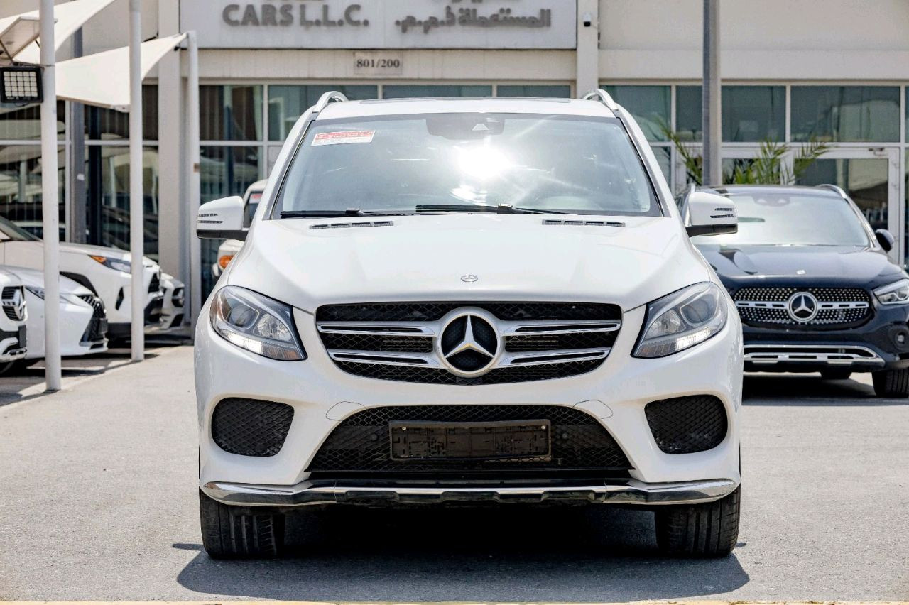 Mercedes Benz GLE SUV - Image 3