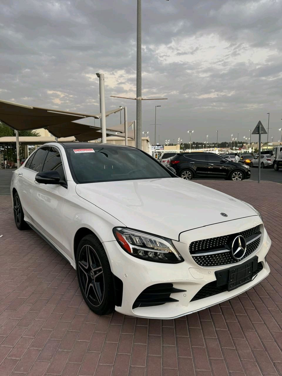 Mercedes Benz C-Class - Image 8