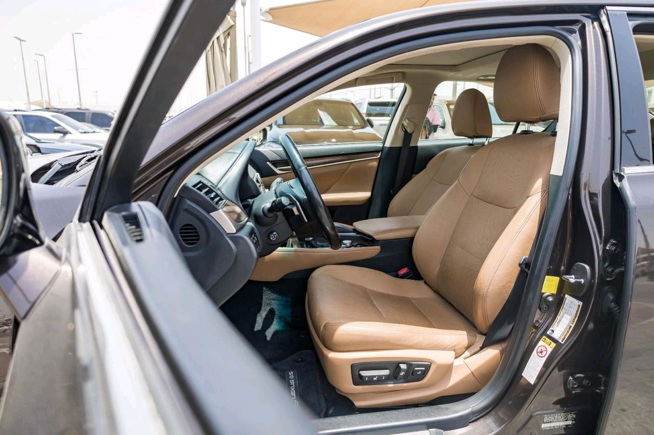 Lexus GS-Series - Image 11