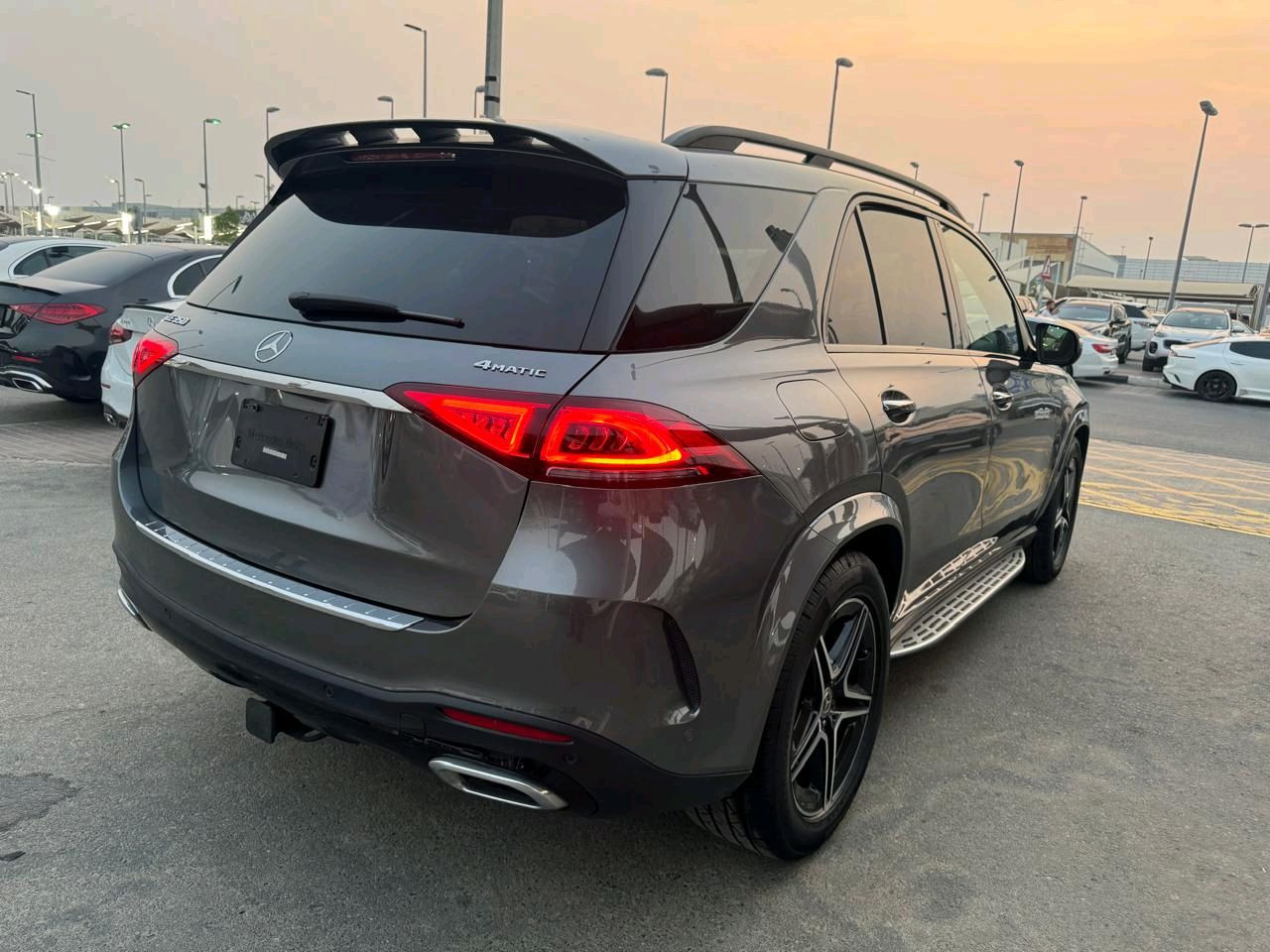 Mercedes Benz GLE SUV - Image 3