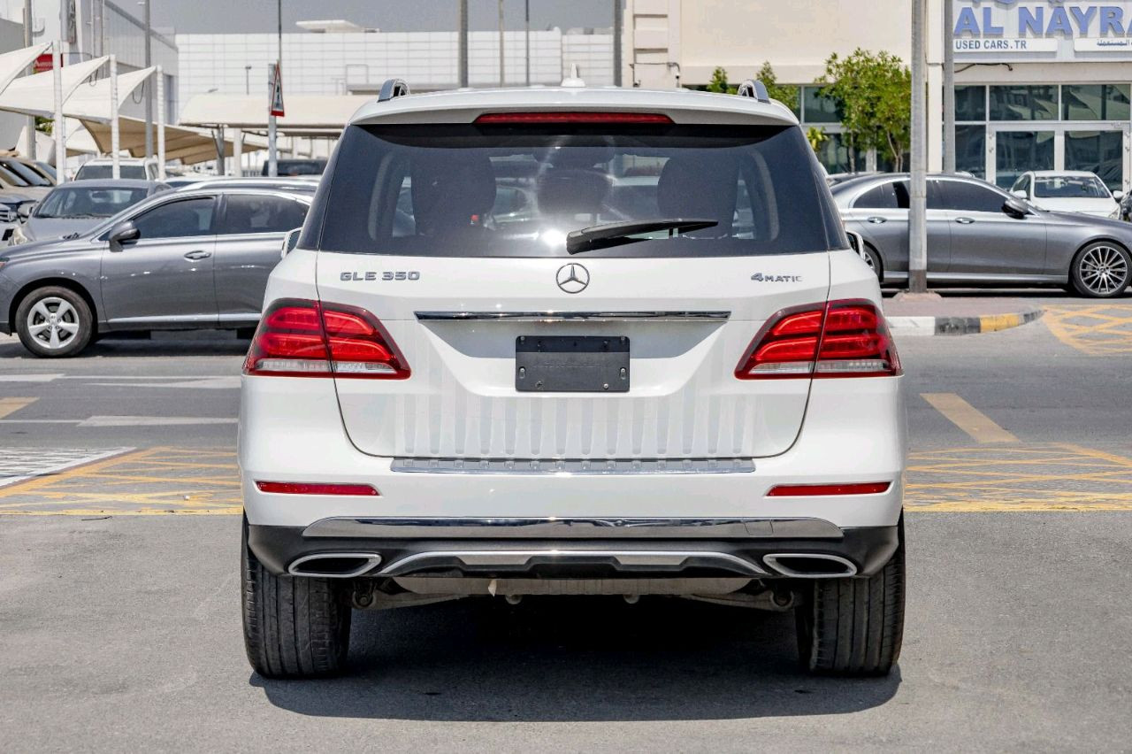 Mercedes Benz GLE SUV - Image 5