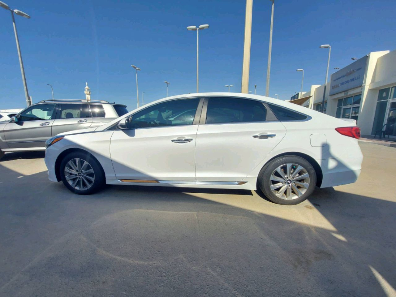 Hyundai Sonata - Image 3