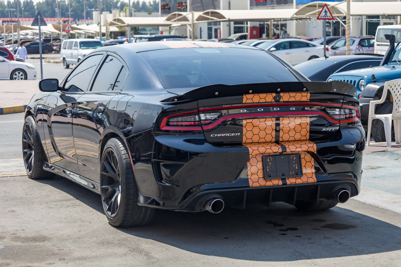 Dodge Charger - Image 7