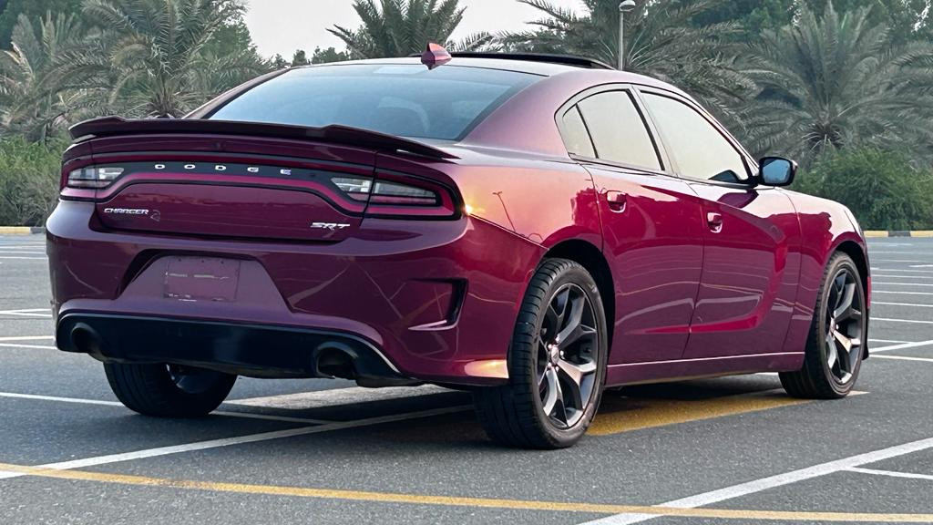 Dodge Charger - Image 10