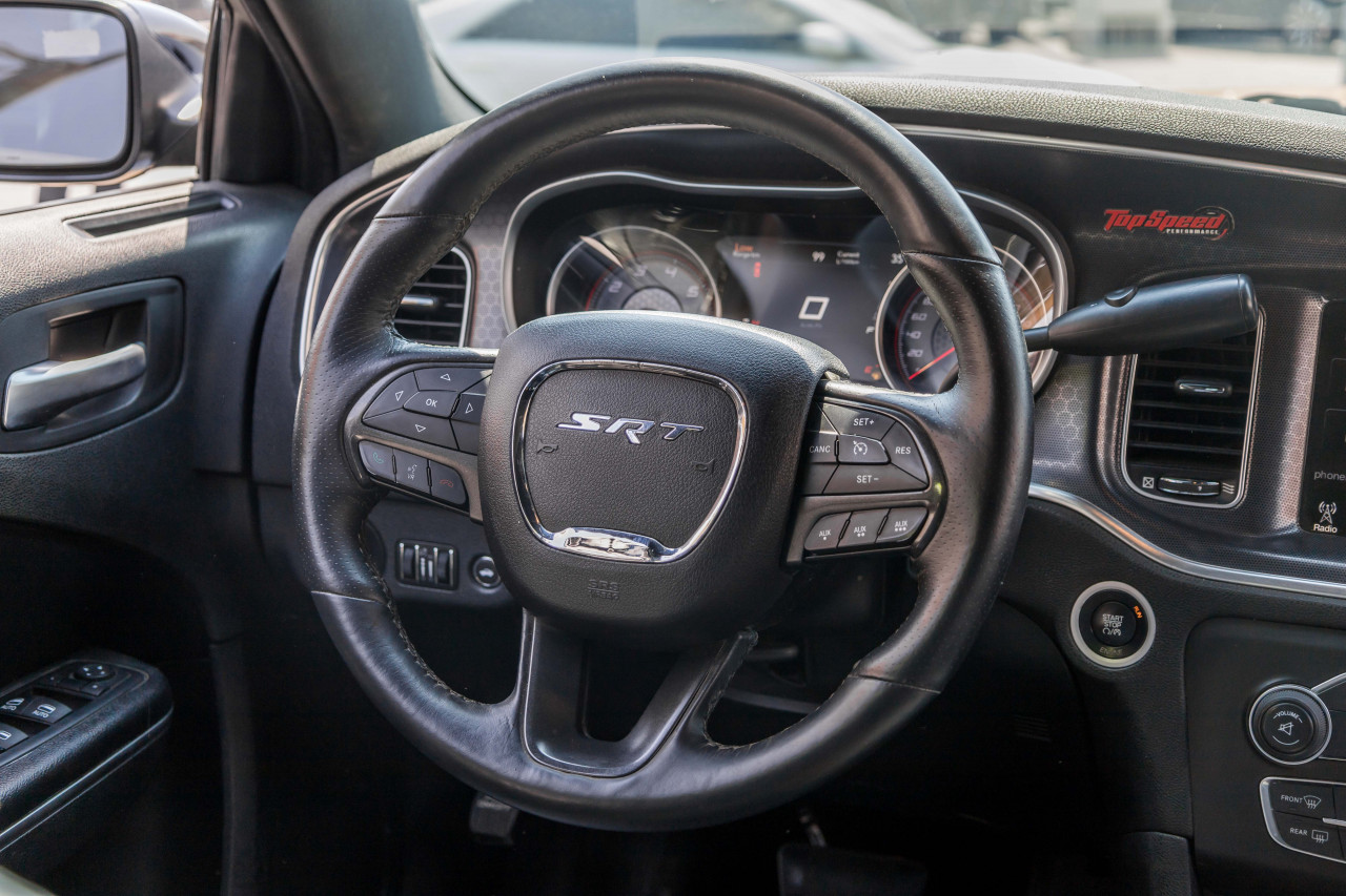 Dodge Charger - Image 12