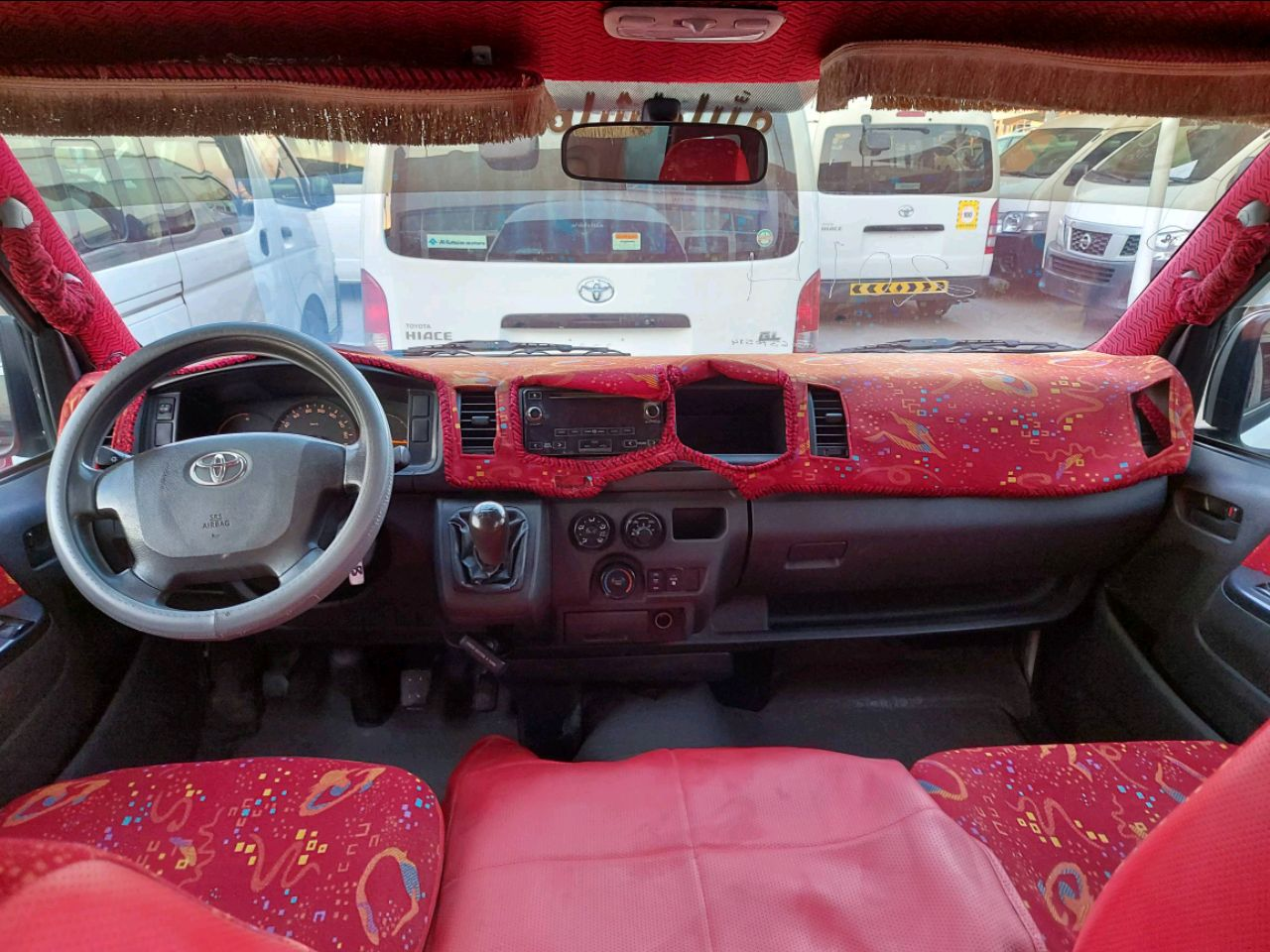 Toyota Hiace - Image 6