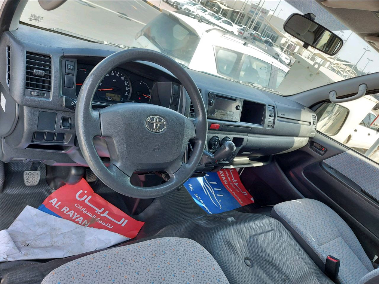 Toyota Hiace - Image 5
