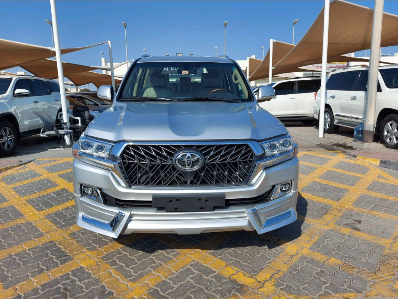 Toyota Land Cruiser - Image 4