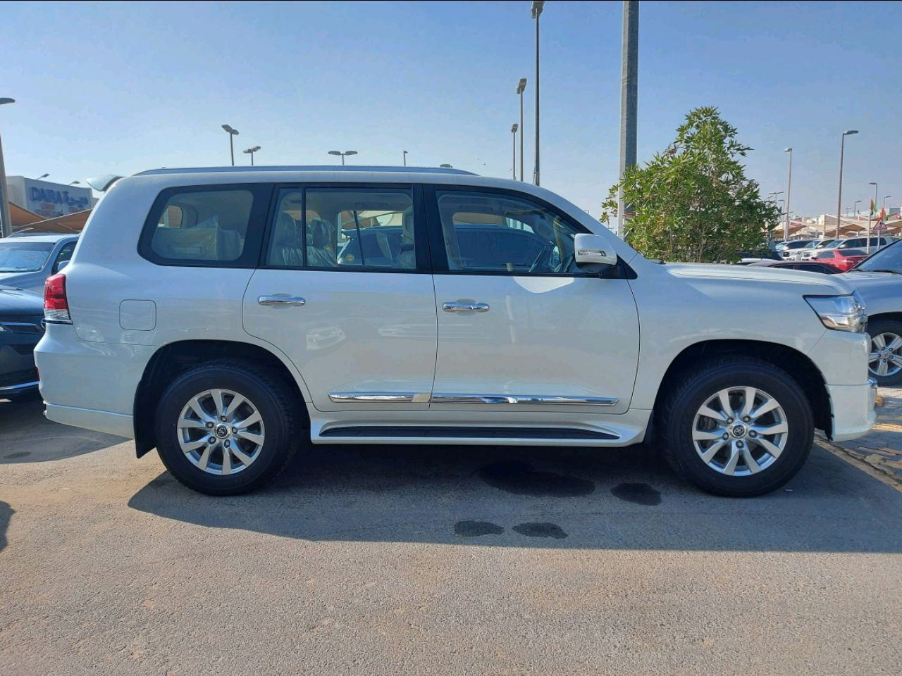 Toyota Land Cruiser - Image 5