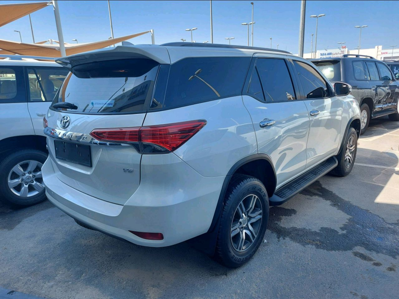 Toyota Fortuner - Image 6