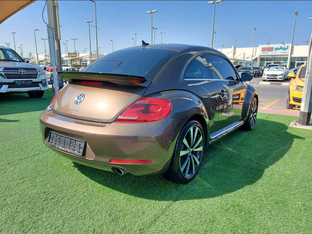 Volkswagen Beetle - Image 2