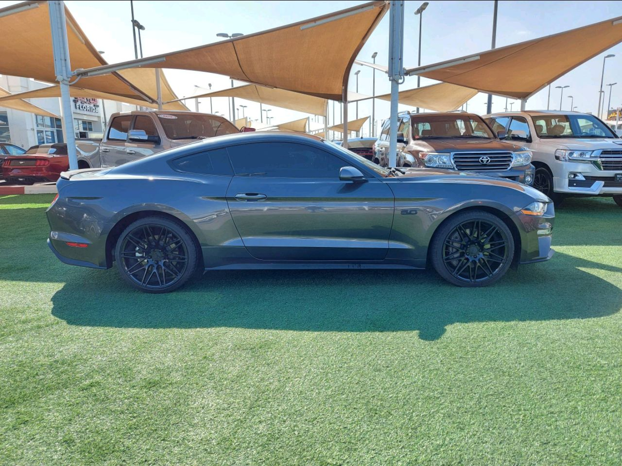 Ford Mustang - Image 5