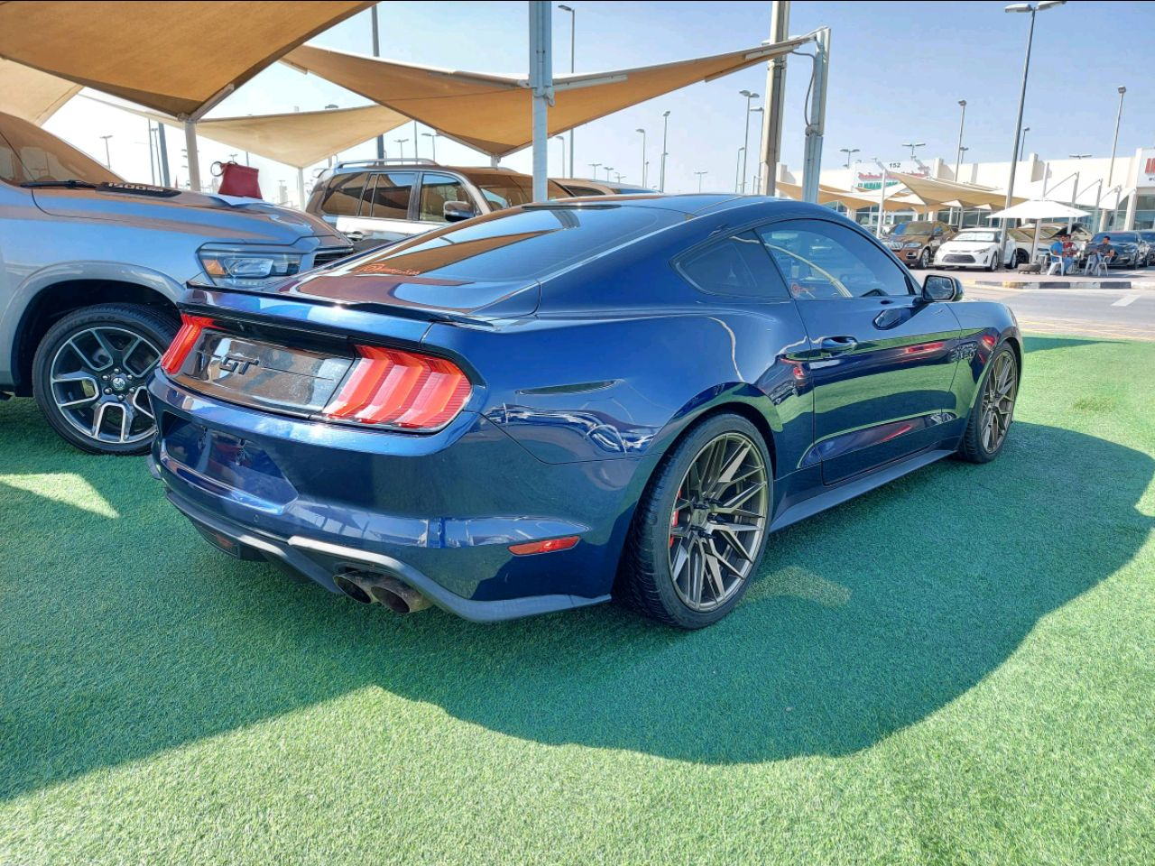 Ford Mustang - Image 3