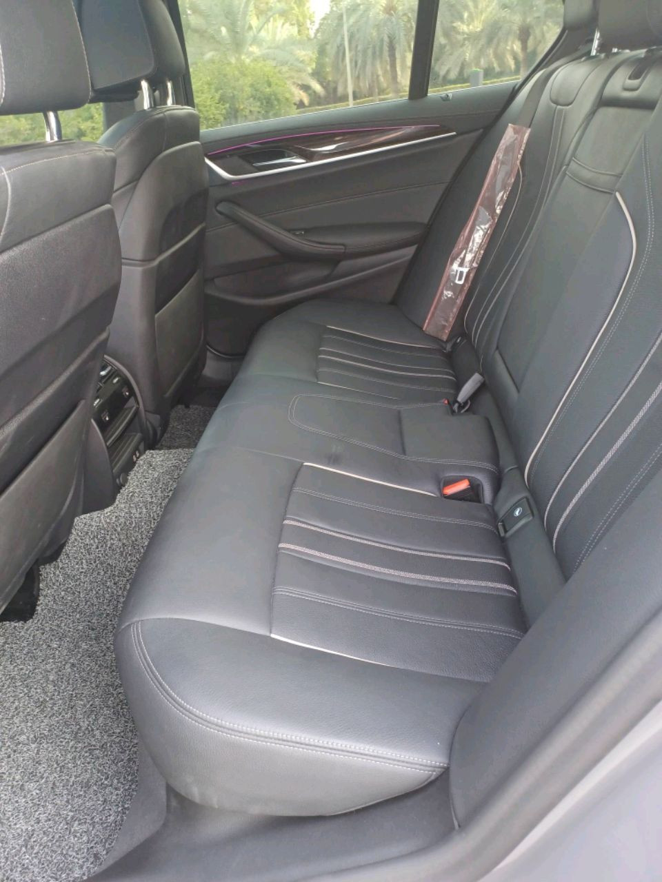 BMW 5-Series - Image 3